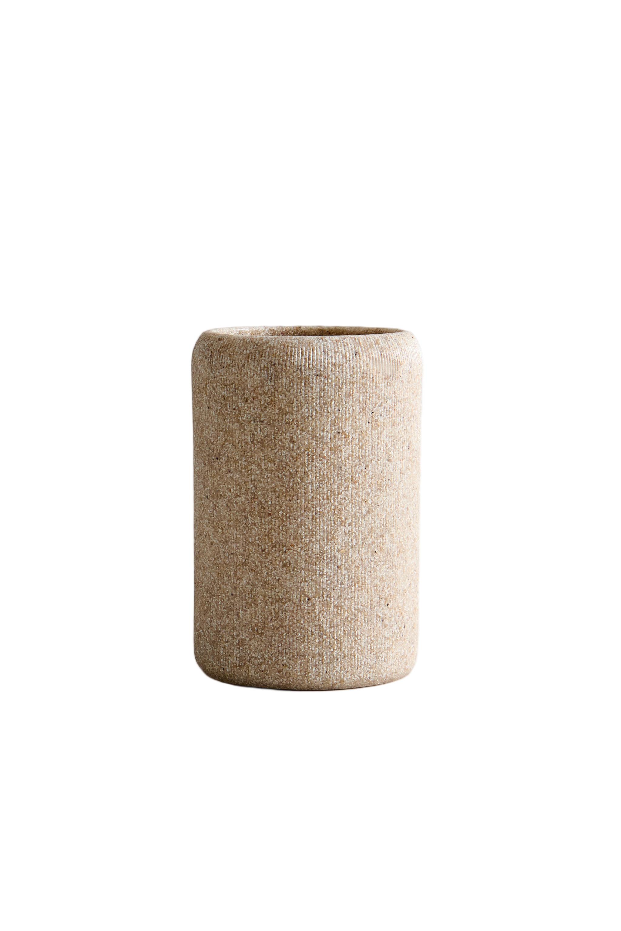 RESIN TOOTHBRUSH HOLDER